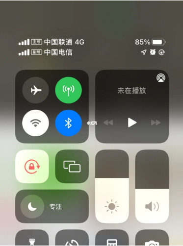 漯河苹果手机维修分享iPhone双卡信号解决办法 